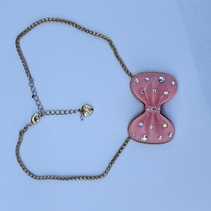 NWOT Retired Betsey Johnson Dollhouse Bow Necklace
